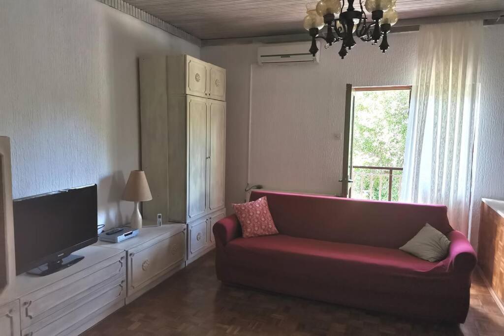 Apartment Sanja Near The Sea, Spacious And Green :) Pula Extérieur photo